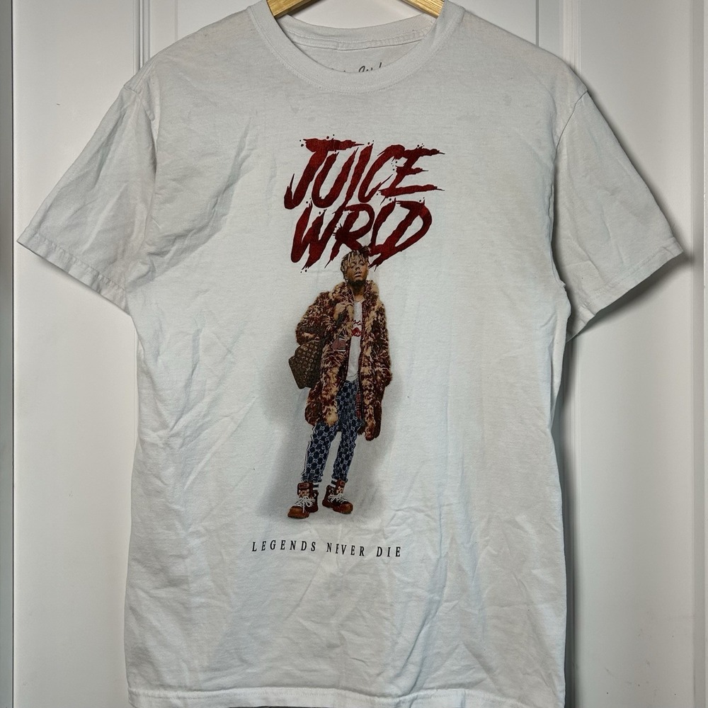 Juice Wrld Legends Never Die White Graphic T-Shirt Rap Hip Hop Streetwear Style